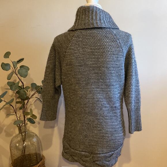 LOFT Gray Woolblend Turtleneck Sweater with Center Cable Size Medium - Picture 3 of 5
